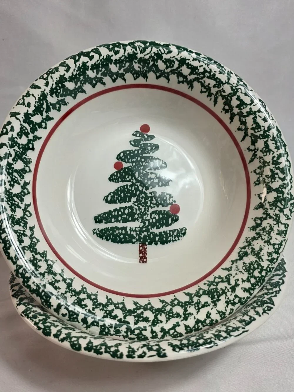 TWO Furio Christmas Tree Coupe Soup Bowls Green Sponge Tree & Edge Made in Italy